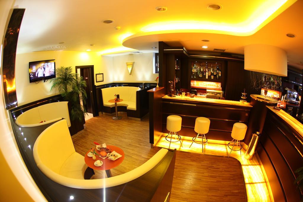 Hotel Vogue Licola Luaran gambar